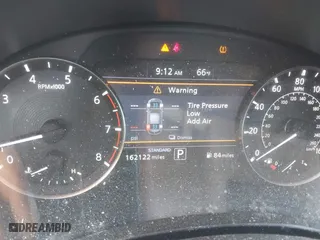 2019 Infiniti QX50 LUXE with VIN 3PCAJ5M35KF119556, listed as a IAAI auction lot 42012935 with 162,122 mi miles. Bid and sale history available at carsss.com. Image 7.