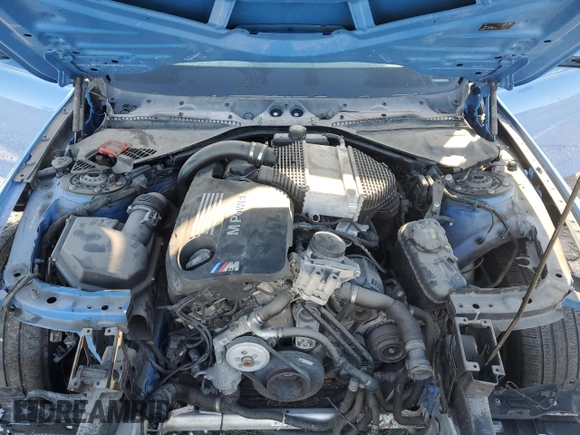 2015 BMW M3 z VIN WBS3C9C58FP806094, wystawiony jako Copart lot #52009855 z przebiegiem Nie podano mil oraz Szkody całkowita. Historia ofert i sprzedaży dostępna na DreamBid. Obrazek 11.