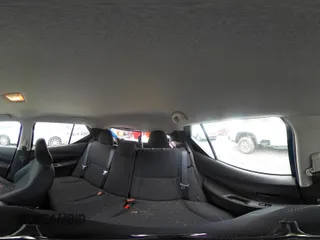 2022 Nissan Kicks S z VIN 3N1CP5BV1NL481274, wystawiony jako IAAI lot #42259040 z przebiegiem 32 082 mil mil oraz . Historia ofert i sprzedaży dostępna na DreamBid. Obrazek 18.