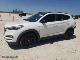 2017 Hyundai Tucson Value with VIN KM8J33A21HU549347, listed as a Copart auction lot 52620985 with 101,043 mi miles and Salvage Title. Bid and sale history available at carsss.com. Image 1.