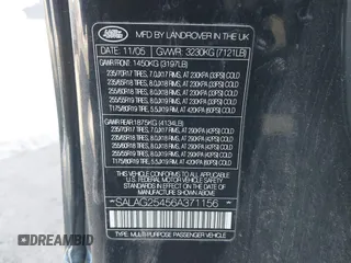 2006 Land Rover LR3 HSE with VIN SALAG25456A371156, listed as a IAAI auction lot 41375624 with 122,974 mi miles. Bid and sale history available at carsss.com. Image 9.
