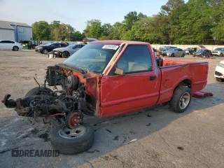 1994 GMC Sonoma z VIN 1GTCS1448R8504708, wystawiony jako Copart lot #52084505 z przebiegiem 145 370 mil mil oraz Nie do naprawy. Historia ofert i sprzedaży dostępna na DreamBid. Obrazek 1.