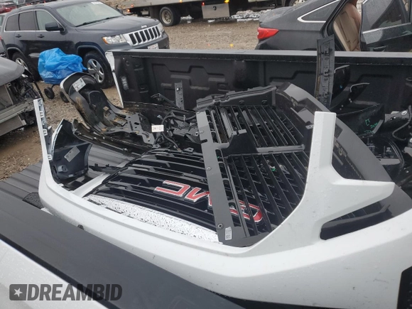 2024 GMC Sierra 1500 with VIN 3GTNUAED0RG333478, listed as a Copart auction lot 86540664 with 7,339 mi miles and Salvage Title. Bid and sale history available at DreamBid. Image 12.