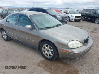 2002 Mercury Sable GS with VIN 1MEFM50U52A643924, listed as a IAAI auction lot 41900910 with 150,413 mi miles. Bid and sale history available at carsss.com. Image 1.