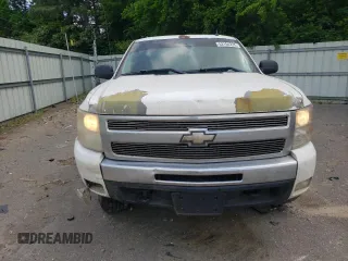 2011 Chevrolet Silverado 1500 LT with VIN 3GCPKSE35BG298230, listed as a Copart auction lot 53154235 with 371,347 mi miles and Salvage Title. Bid and sale history available at DreamBid. Image 5.
