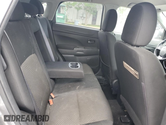 2016 Mitsubishi Outlander ES z VIN JA4AP3AU1GZ040686, wystawiony jako Copart lot #56528415 z przebiegiem 227 150 mil mil oraz Szkoda całkowita • Salvage title. Historia ofert i sprzedaży dostępna na DreamBid. Obrazek 10.