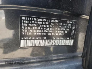 2010 Volkswagen Golf GTI z VIN WVWGD7AJ1AW211757, wystawiony jako Copart lot #64498075 z przebiegiem 147 531 mil mil oraz Szkoda całkowita • Salvage title. Historia ofert i sprzedaży dostępna na DreamBid. Obrazek 13.