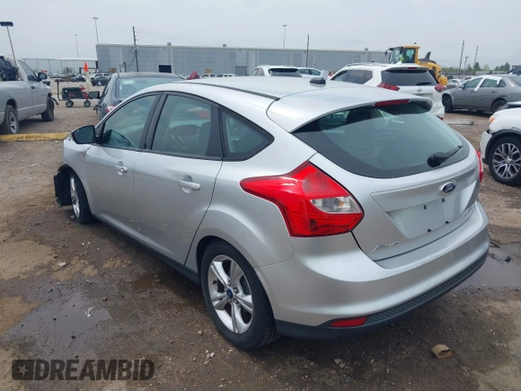 2013 Ford Focus SE with VIN 1FADP3K20DL279912, listed as a IAAI auction lot 41879460 with 189,782 mi miles. Bid and sale history available at carsss.com. Image 3.
