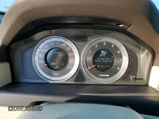 2012 Volvo XC70 T6 with VIN YV4902BZ1C1125860, listed as a Copart auction lot 85823194 with 177,584 mi miles and Salvage Title. Bid and sale history available at DreamBid. Image 9.