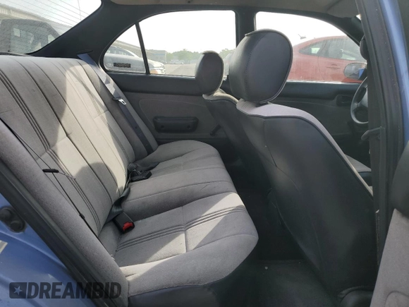 1996 Geo Prizm LSi z VIN 1Y1SK5262TZ041811, wystawiony jako Copart lot #56417875 z przebiegiem 185 771 mil mil oraz Tytuł czysty. Historia ofert i sprzedaży dostępna na DreamBid. Obrazek 10.
