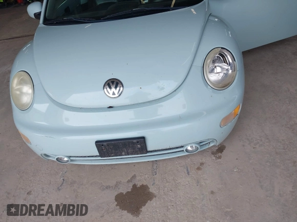 2003 Volkswagen Beetle GLS with VIN 3VWCK21Y33M310651, listed as a IAAI auction lot 42127513 with 160,926 mi miles and . Bid and sale history available at DreamBid. Image 5.