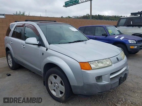 2005 Saturn VUE with VIN 5GZCZ53495S854140, listed as a IAAI auction lot 42057703 with 134,146 mi miles. Bid and sale history available at carsss.com. Image 1.