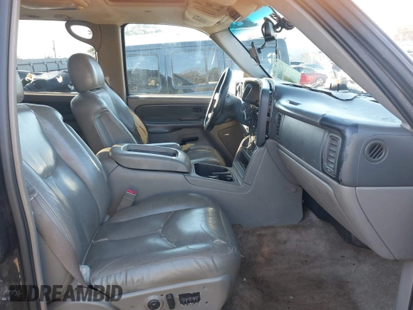 2003 GMC Yukon XL SLT with VIN 3GKFK16Z03G289434, listed as a IAAI auction lot 41216088 with 254,556 mi miles and . Bid and sale history available at DreamBid. Image 5.