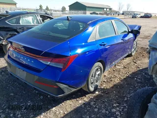 2024 Hyundai Elantra SE with VIN KMHLL4DG3RU848717, listed as a IAAI auction lot 41942375 with 7,879 mi miles and . Bid and sale history available at DreamBid. Image 4.