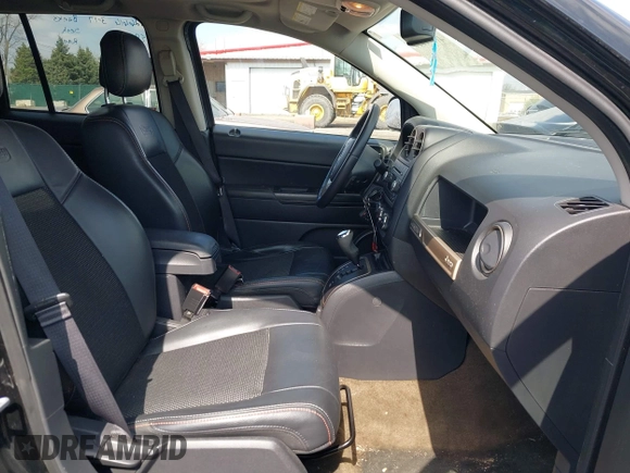 2017 Jeep Compass Sport with VIN 1C4NJCBB2HD134094, listed as a IAAI auction lot 41892856 with 59,642 mi miles and . Bid and sale history available at DreamBid. Image 5.