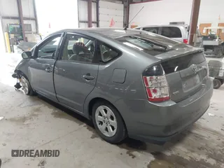 2005 Toyota Prius with VIN JTDKB20U453123405, listed as a IAAI auction lot 42080386 with 262,688 mi miles and . Bid and sale history available at DreamBid. Image 3.