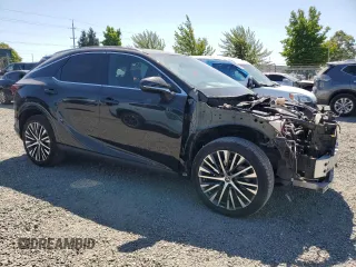 2023 Lexus RX 350 z VIN 2T2BAMCA6PC004969, wystawiony jako Copart lot #59915915 z przebiegiem 19 699 mil mil oraz Szkoda całkowita • Salvage title. Historia ofert i sprzedaży dostępna na DreamBid. Obrazek 4.