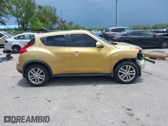 2013 Nissan Juke SV z VIN JN8AF5MRXDT200563, wystawiony jako IAAI lot #42367323 z przebiegiem 155 805 mil mil oraz . Historia ofert i sprzedaży dostępna na DreamBid. Obrazek 13.