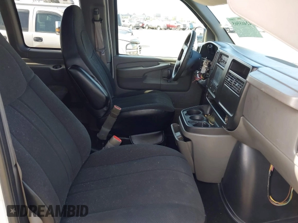 2006 Chevrolet Express Passenger with VIN 1GAHG35U061192639, listed as a IAAI auction lot 42465565 with 208,587 mi miles and . Bid and sale history available at DreamBid. Image 5.