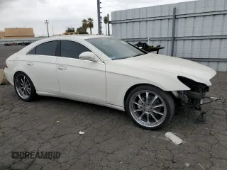 2006 Mercedes-Benz CLS-Class with VIN WDDDJ75X76A060959, listed as a Copart auction lot 75357804 with 258,051 mi miles and Salvage Title. Bid and sale history available at carsss.com. Image 4.