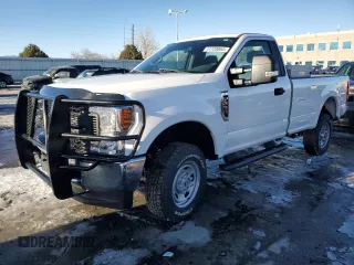 2018 Ford F-250 XLT z VIN 1FTBF2B69JEC40558, wystawiony jako Copart lot #41728065 z przebiegiem 56 991 mil mil oraz Czysty tytuł • Clean title. Historia ofert i sprzedaży dostępna na DreamBid. Obrazek 1.