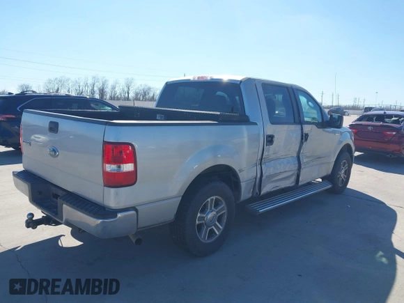 2008 Ford F-150 XL with VIN 1FTRW12W88FB11028, listed as a IAAI auction lot 41662475 with 237,135 mi miles. Bid and sale history available at carsss.com. Image 4.