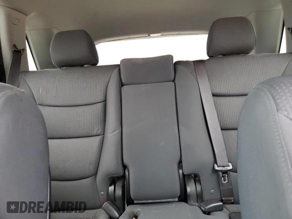 2012 Kia Sorento LX with VIN 5XYKTCA6XCG239803, listed as a Copart auction lot 51057655 with 138,758 mi miles and Salvage Title. Bid and sale history available at carsss.com. Image 10.