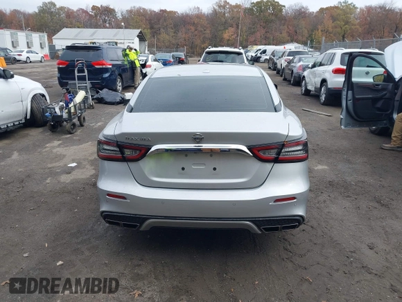 2020 Nissan Maxima S z VIN 1N4AA6BV9LC383538, wystawiony jako IAAI lot #40860829 z przebiegiem 63 975 mil mil oraz . Historia ofert i sprzedaży dostępna na DreamBid. Obrazek 17.