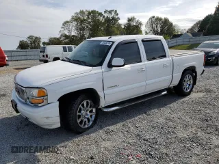 2005 GMC Sierra Denali z VIN 2GTEK63N051284302, wystawiony jako Copart lot #88031695 z przebiegiem 150 006 mil mil oraz Szkody całkowita. Historia ofert i sprzedaży dostępna na DreamBid. Obrazek 1.