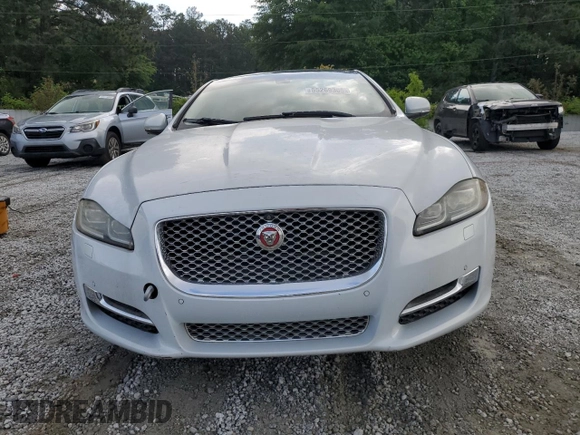2016 Jaguar XJ Portfolio with VIN SAJWA2G72G8V91810, listed as a Copart auction lot 55269305 with Not Provided miles and Clean Title. Bid and sale history available at DreamBid. Image 5.