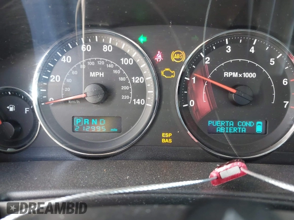 2006 Jeep Commander с VIN 1J8HG48K96C307730, выставлен на аукционе IAAI как лот 42588915 с пробегом 212 995 миль миль и . История ставок и продаж доступна на DreamBid. Изображение 7.