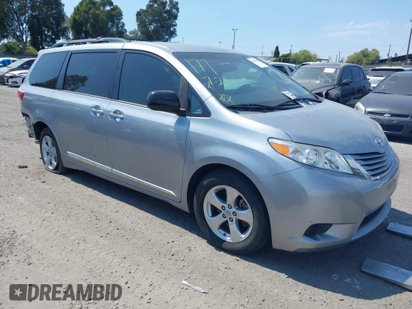 2017 Toyota Sienna LE Auto Access Seat z VIN 5TDKZ3DC9HS841120, wystawiony jako IAAI lot #42755500 z przebiegiem 65 952 mil mil oraz . Historia ofert i sprzedaży dostępna na DreamBid. Obrazek 1.
