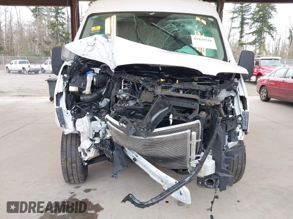 2024 Ford Transit Cargo with VIN 1FTBR2C82RKA94637, listed as a IAAI auction lot 41829528 with 16,901 mi miles and . Bid and sale history available at DreamBid. Image 6.