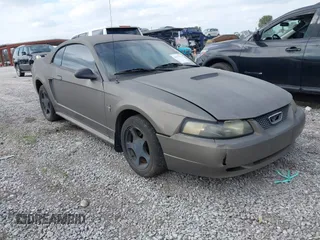 2001 Ford Mustang Standard with VIN 1FAFP40461F182730, listed as a IAAI auction lot 41597721 with 160,132 mi miles. Bid and sale history available at carsss.com. Image 1.