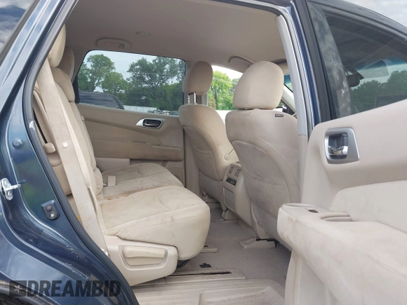 2015 Nissan Pathfinder Platinum with VIN 5N1AR2MN9FC614222, listed as a IAAI auction lot 42679882 with 178,779 mi miles and . Bid and sale history available at DreamBid. Image 8.