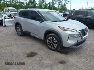 2023 Nissan Rogue SV z VIN 5N1BT3BAXPC783789, wystawiony jako IAAI lot #42256434 z przebiegiem 32 593 mil mil oraz . Historia ofert i sprzedaży dostępna na DreamBid. Obrazek 1.