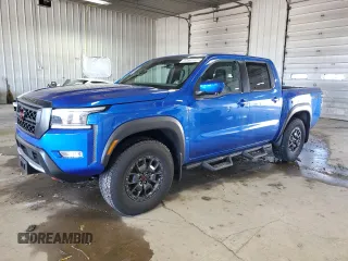 2024 Nissan Frontier SV z VIN 1N6ED1EK5RN620446, wystawiony jako Copart lot #57661665 z przebiegiem 6 270 mil mil oraz Szkoda całkowita • Salvage title. Historia ofert i sprzedaży dostępna na DreamBid. Obrazek 1.
