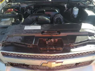 2010 Chevrolet Suburban LT with VIN 1GNUCJE08AR133956, listed as a Copart auction lot 76145714 with 212,459 mi miles and Salvage Title. Bid and sale history available at carsss.com. Image 12.