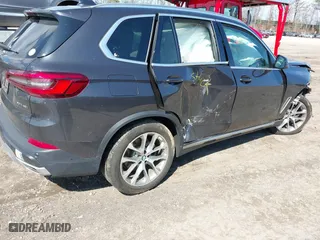 2020 BMW X5 xDrive40i with VIN 5UXCR6C06LLL76494, listed as a IAAI auction lot 41872800 with 49,068 mi miles. Bid and sale history available at carsss.com. Image 4.