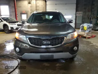 2012 Kia Sorento LX with VIN 5XYKTDA26CG213346, listed as a Copart auction lot 82377944 with 161,266 mi miles and Clean Title. Bid and sale history available at carsss.com. Image 5.