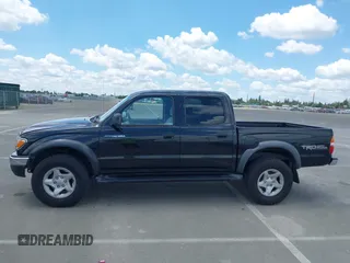 2003 Toyota Tacoma PreRunner z VIN 5TEGN92N03Z210194, wystawiony jako IAAI lot #42243037 z przebiegiem 241 047 mil mil oraz . Historia ofert i sprzedaży dostępna na DreamBid. Obrazek 14.