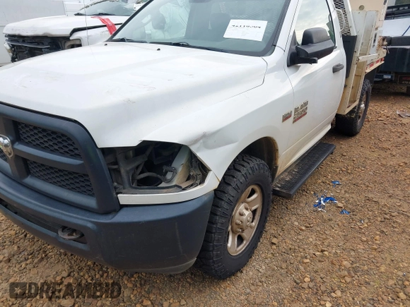 2015 Ram 2500 Tradesman z VIN 3C7WR4AJ8FG593032, wystawiony jako IAAI lot #42110504 z przebiegiem 290 428 mil mil oraz . Historia ofert i sprzedaży dostępna na DreamBid. Obrazek 6.