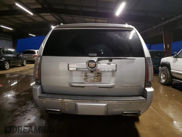 2013 Cadillac Escalade Premium with VIN 1GYS4CEF1DR373071, listed as a Copart auction lot 85233764 with 112,119 mi miles and Clean Title. Bid and sale history available at carsss.com. Image 6.