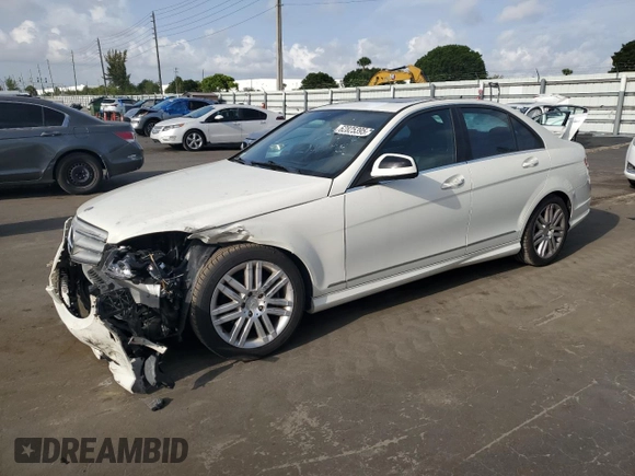 2008 Mercedes-Benz C 300 Sport с VIN WDDGF54X98F193023, выставлен на аукционе Copart как лот 62825395 с пробегом 45 269 миль миль и Списание • Salvage title. История ставок и продаж доступна на DreamBid. Изображение 1.