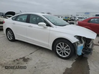 2017 Ford Fusion SE with VIN 3FA6P0HD8HR131580, listed as a Copart auction lot 44306065 with 104,726 mi miles and Clean Title. Bid and sale history available at carsss.com. Image 4.