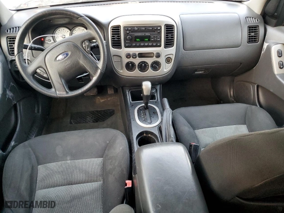 2007 Ford Escape XLT with VIN 1FMYU93117KA75929, listed as a Copart auction lot 48467515 with 156,386 mi miles and Salvage Title. Bid and sale history available at carsss.com. Image 8.
