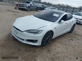 2017 Tesla Model S 100D with VIN 5YJSA1E29HF204797, listed as a IAAI auction lot 41760296 with 92,587 mi miles. Bid and sale history available at carsss.com. Image 19.