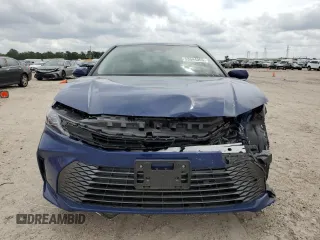 2025 Toyota Camry LE with VIN 4T1DAACK1SU056201, listed as a Copart auction lot 53644065 with 1,118 mi miles and Salvage Title. Bid and sale history available at carsss.com. Image 5.