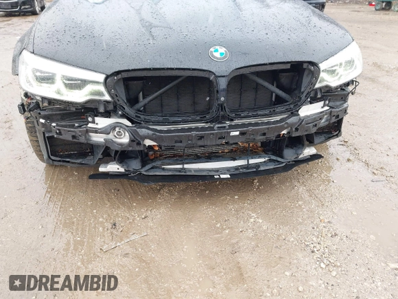 2020 BMW M5 Competition z VIN WBSJF0C00LCD37331, wystawiony jako IAAI lot #41738410 z przebiegiem 49 788 mil mil oraz . Historia ofert i sprzedaży dostępna na DreamBid. Obrazek 6.