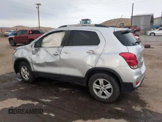 2019 Chevrolet Trax LT z VIN KL7CJLSBXKB869932, wystawiony jako Copart lot #50642715 z przebiegiem Nie podano mil oraz Szkoda całkowita • Salvage title. Historia ofert i sprzedaży dostępna na DreamBid. Obrazek 2.